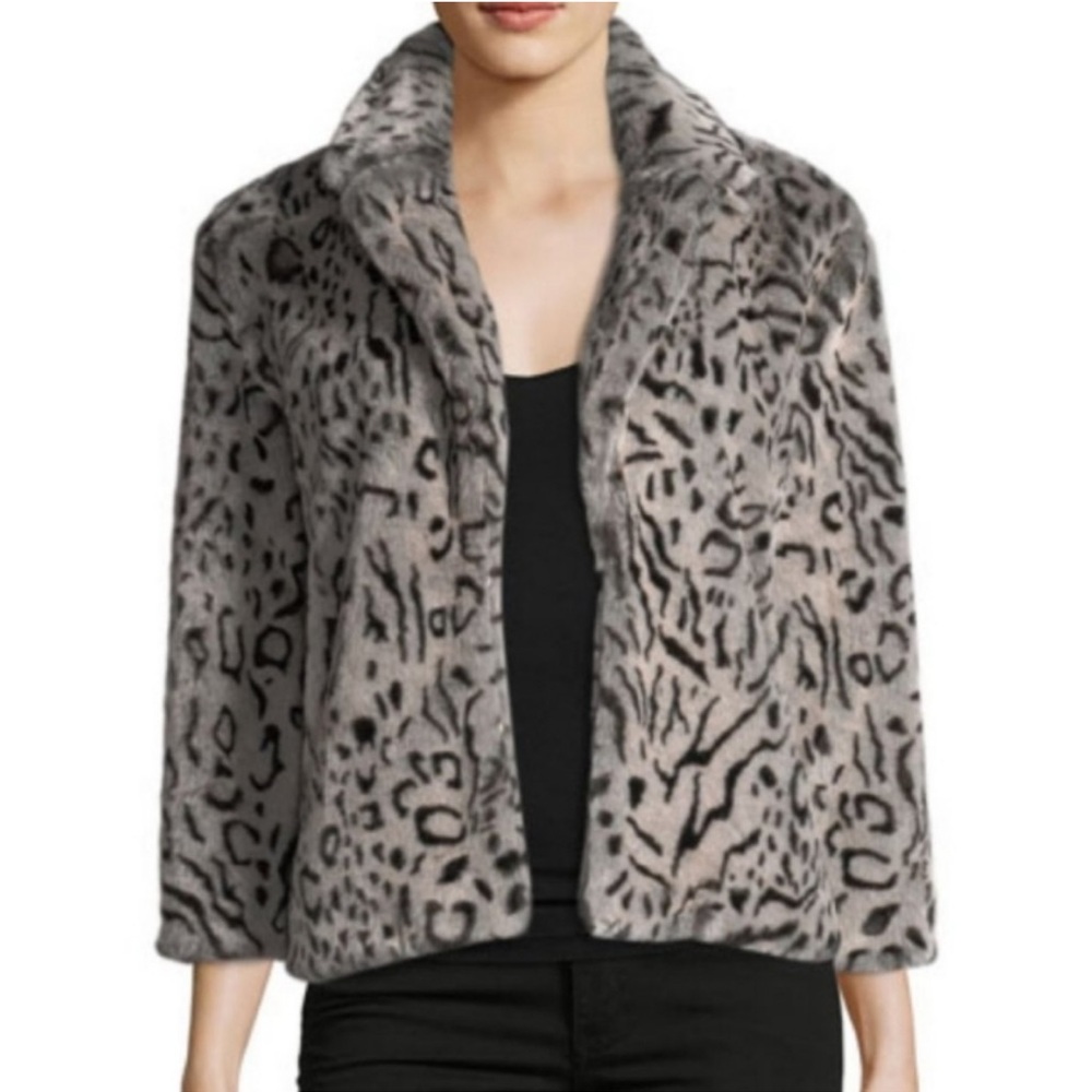 Cupcakes & Cashmere Anthropologie Belle Night
Out Evening Gala Jacket Faux Fur